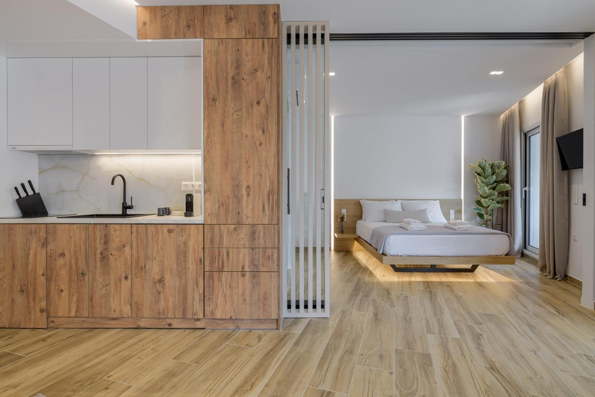 Central Sunny Loft With Plunge Pool Atena Exterior foto