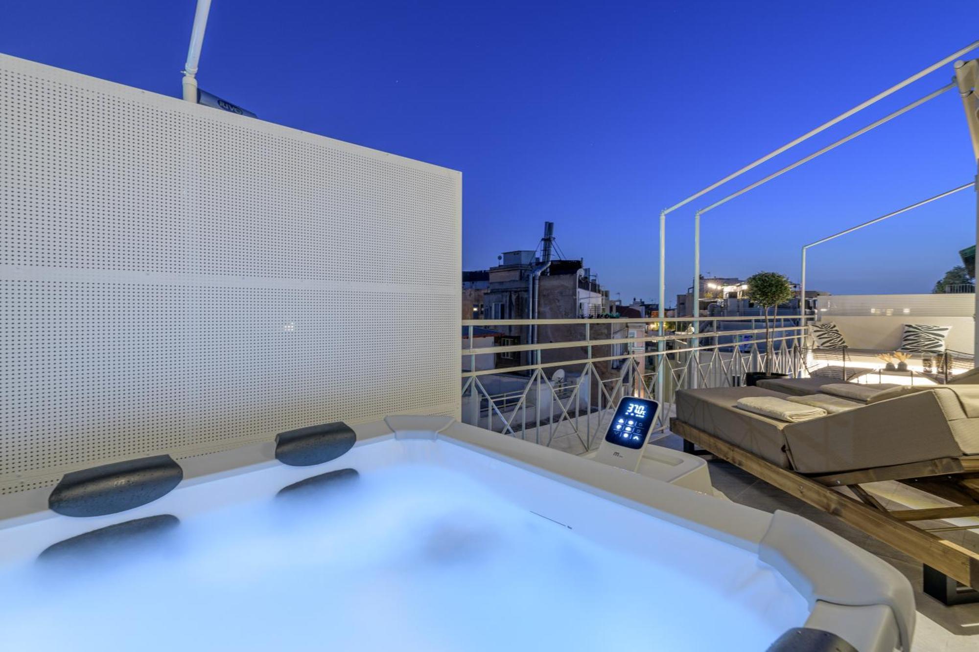 Central Sunny Loft With Plunge Pool Atena Exterior foto